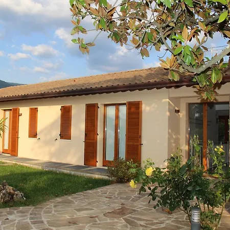 Valle Di Francesco Casa de Férias *